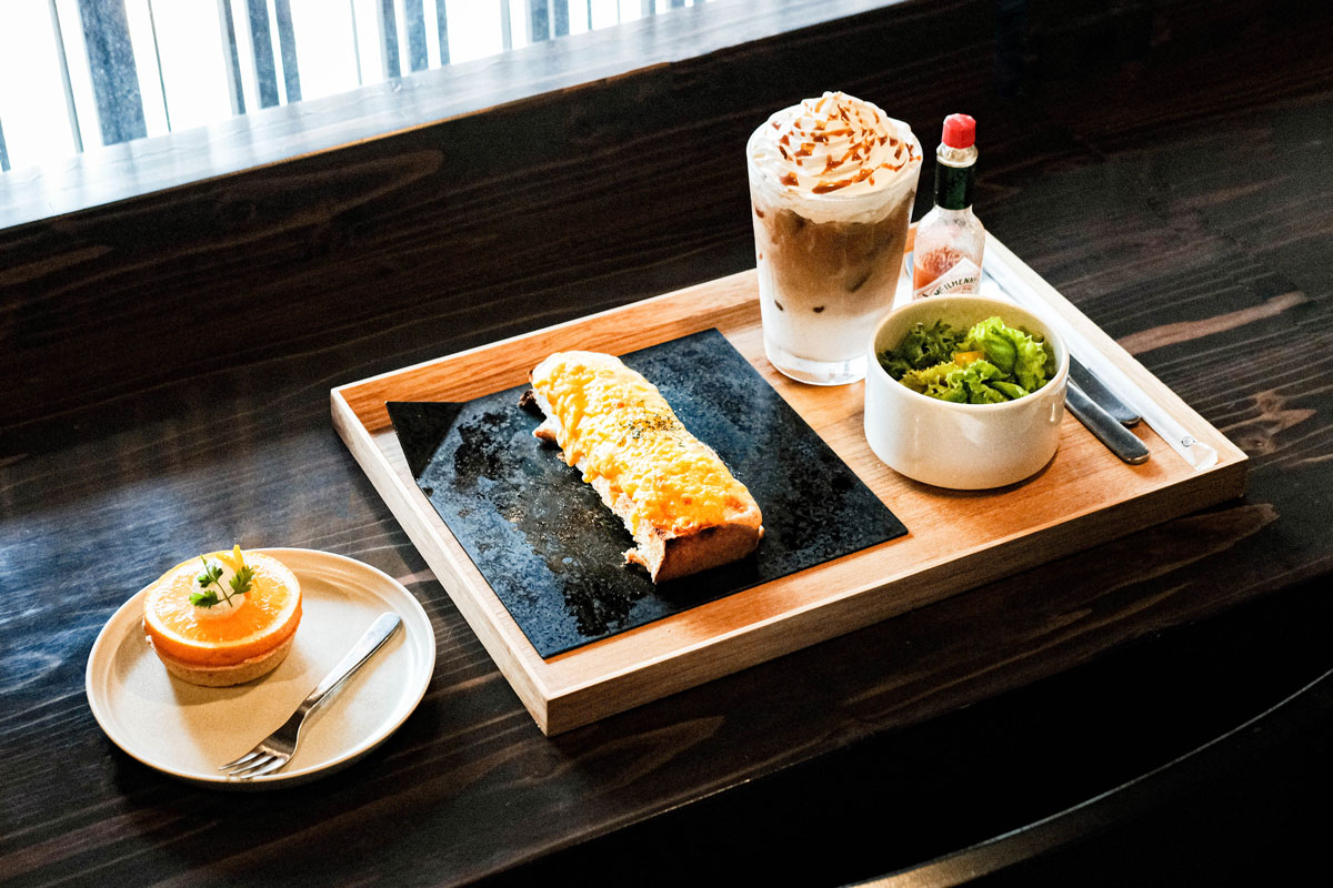 絶品タルトとピザトーストが味わえる、亀島の古民家カフェ「いこい珈琲」で休日モーニング&周辺さんぽ【名古屋市】