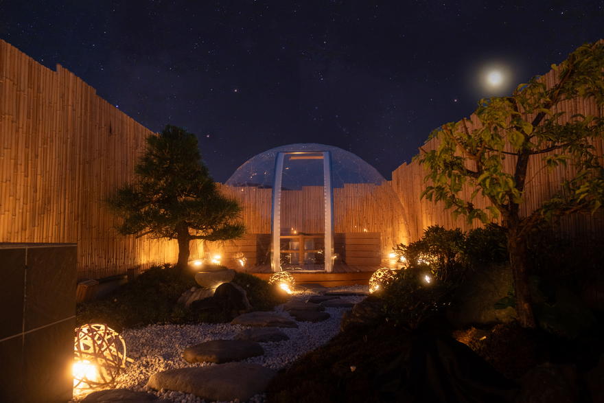 「THE JUNEI HOTEL 京都」にラグジュアリーサウナ施設「月光浴 天空サウナ」が誕生！完全貸切の屋上庭園で“ととのう”体験を