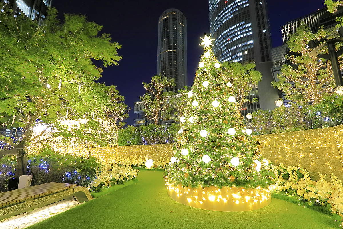 【開催中】スカイガーデンにツリーが登場！「大名古屋ビルヂング」クリスマスイルミネーション