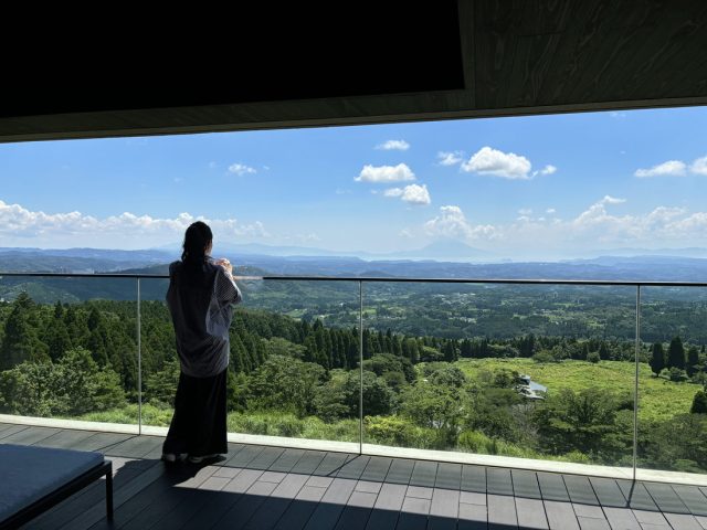 「星野リゾート」Trip.51 ｜［★宿泊券プレゼント付き！］勇壮な桜島を目前にしながら、民芸と伝統の技に触れる珠玉の宿「界 霧島」