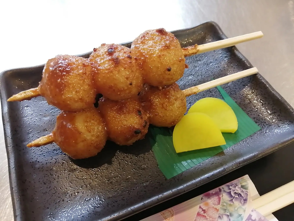 有名店の五平餅を食べ比べ！「第2回東美濃五平餅まつり in 土岐プレミアム・アウトレット」が開催【岐阜・土岐市】