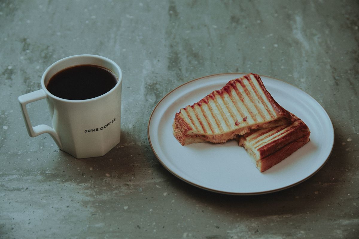 長崎発の人気ベーカリーカフェ「JUNE COFFEE」が三重・岐阜にオープン！長崎県で生まれたこだわりのパンとコーヒーでホッと一息