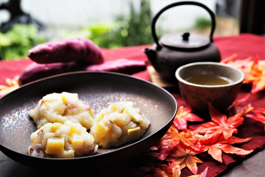 期間限定】「小さな秋を見つけた“りす”」のような練り切りや郷土菓子