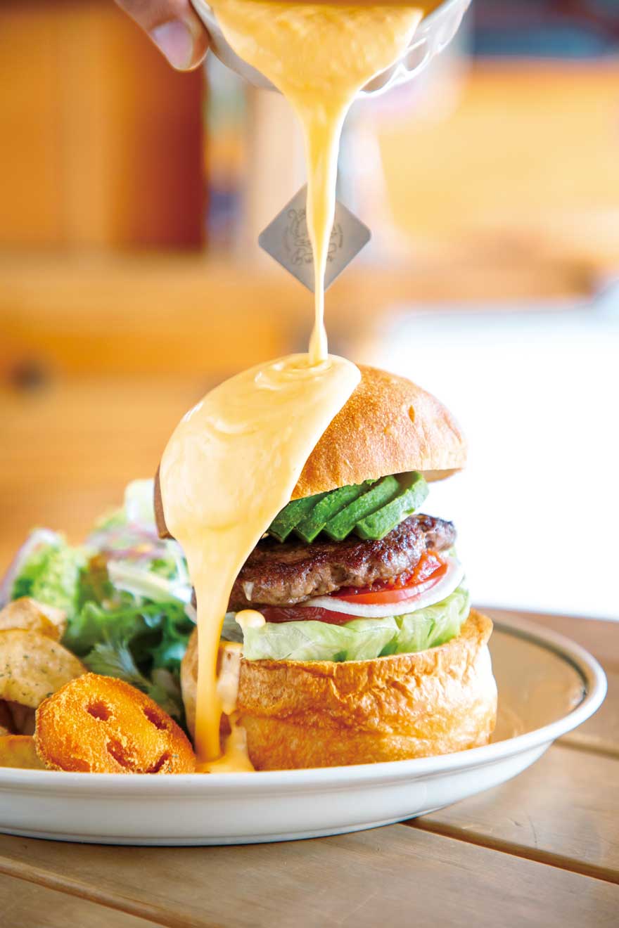 手作りバンズが魅力の人気ハンバーガー専門店「ジャンティークバーガー